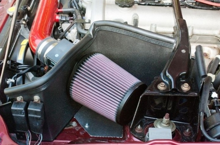 Can a cold air intake damage your engine?